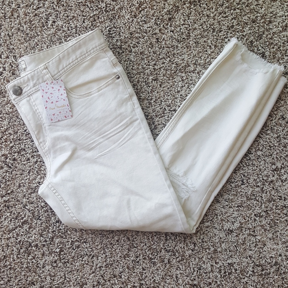 💣 Free People Cropped Denim Jeans 💣 - Picture 2 of 8